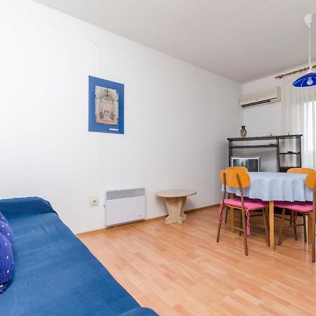 Apartments Katja Трогир Екстериор снимка
