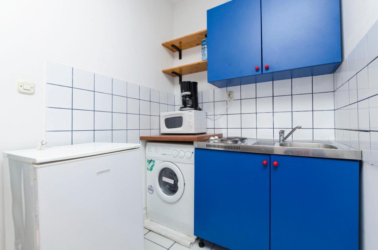 Apartments Katja Трогир Екстериор снимка
