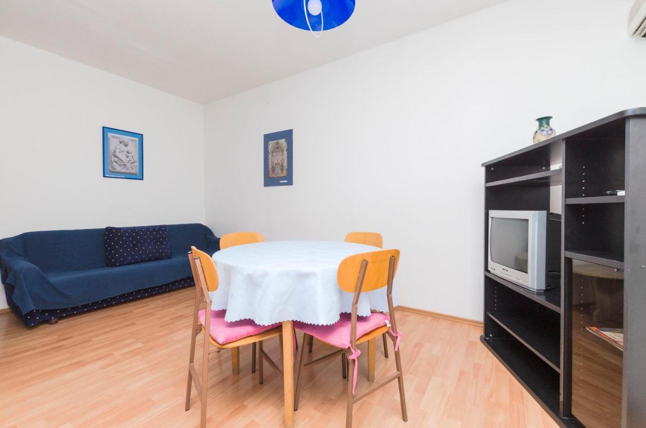 Apartments Katja Трогир Екстериор снимка